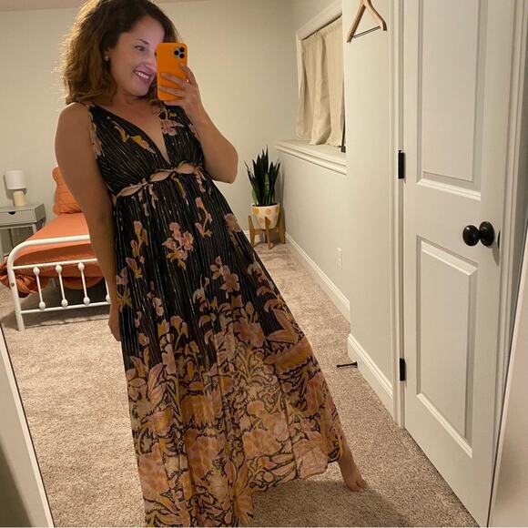 NWT Anthropologie Black Metallic Floral Sexy Maxi Dress Small - Picture 3 of 16